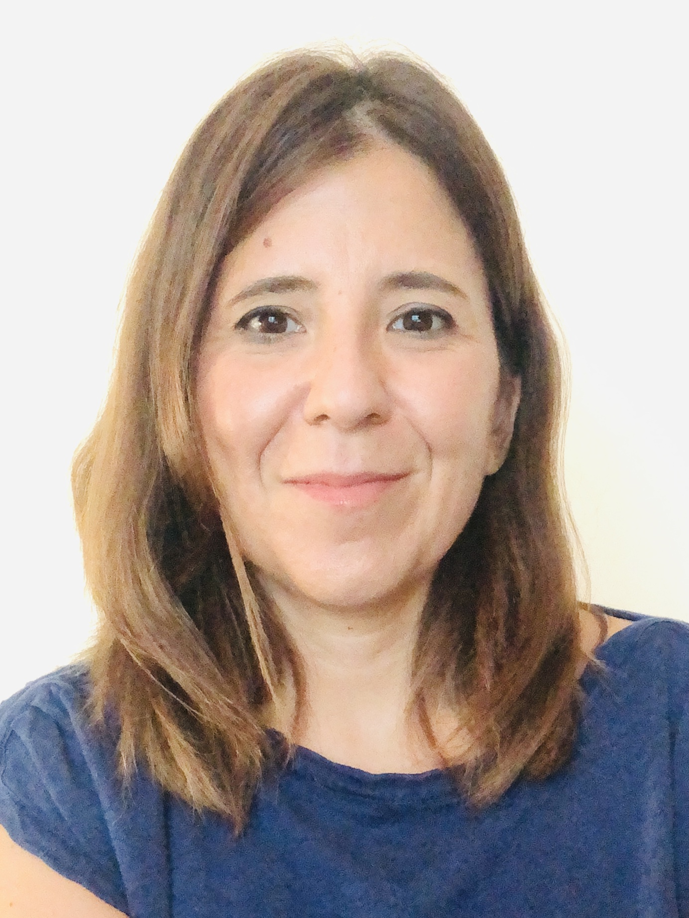 Dra. Ana María Peset Cubero