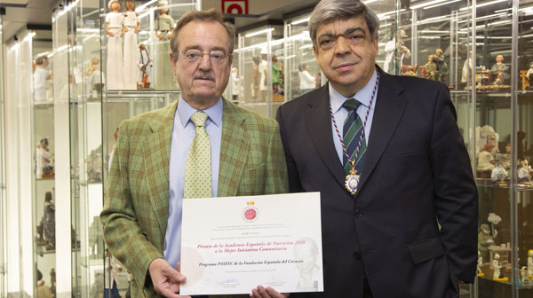 El Programa de Alimentación y Salud de la Fundación Española del Corazón (PASFEC), premiado por la Academia Española de Nutrición